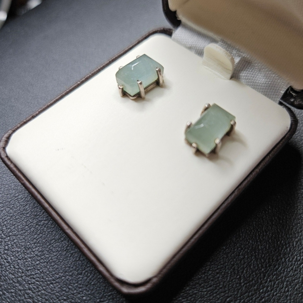 Elegant Silver and Green Earrings